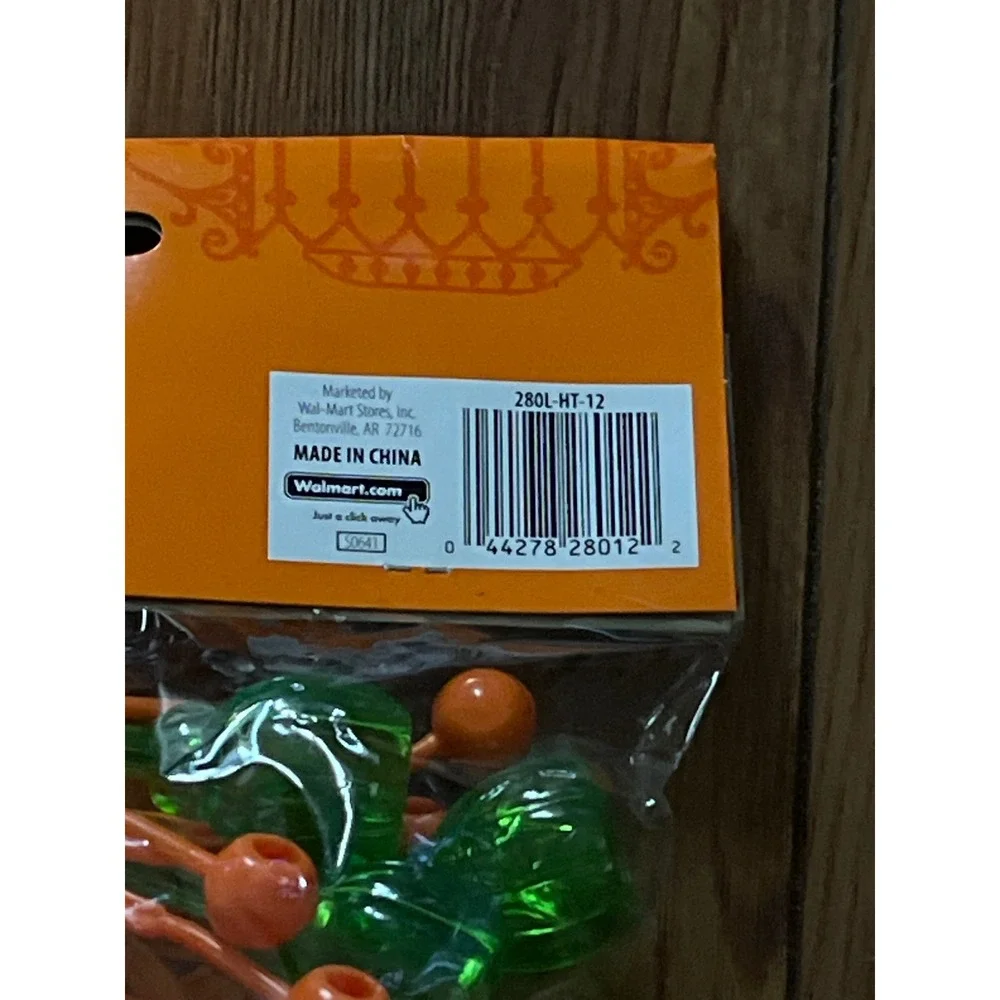 Walmart Party Favor Rattler 12 Count Orange Green Plastic Noisemakers 280L-HT-12